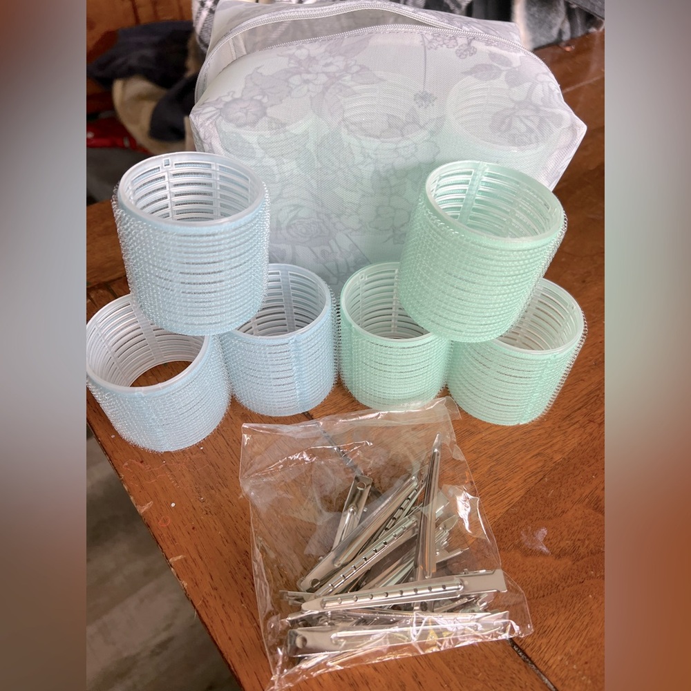 Set of Hair Rollers with Clips